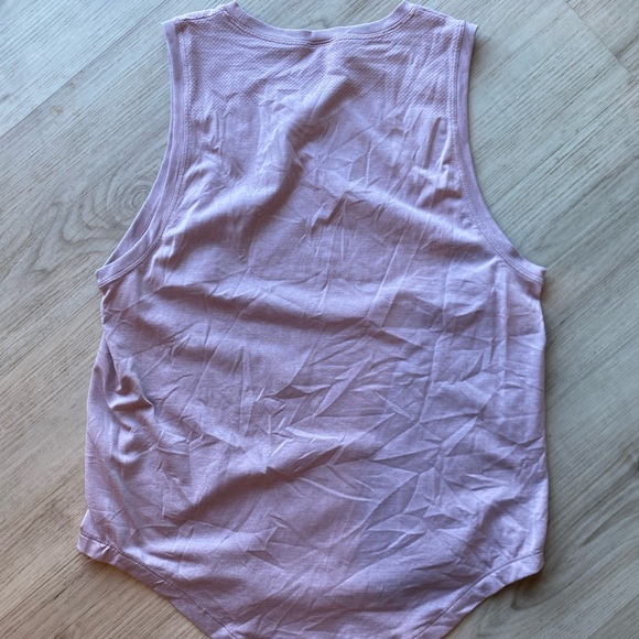 Gymshark Tank size small - Picture 4 of 5
